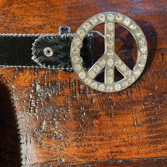 NOCONA BELT CO LARGE Black and Silver Peace Sign Belt - Picture 6 of 6